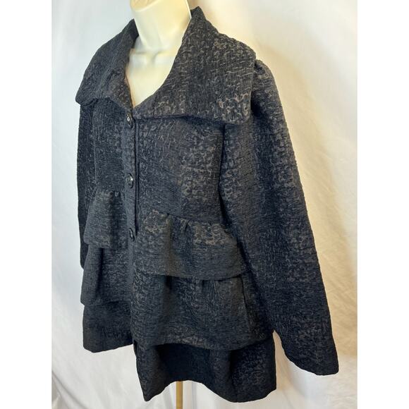 Gorgeous Ruffle Brocade Pea Coat - Black & Chocolate - Size XL (Juniors Sizing) - Picture 6 of 16